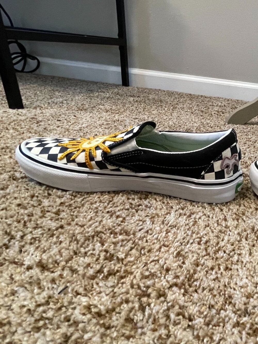 Vans x Skateistan Skate Slip-on, Men's Size 8, Embroidered Patches - Picture 3 of 11